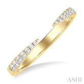 1/5 Ctw Graduated Round Cut Diamond Claw Open Fashion Ring in 14K Yellow Gold