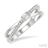 1/6 Ctw Criss-Cross Baguette and Round Cut Diamond Fashion Ring in 14K White Gold