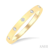 1/4 Ctw Flush Bezel Set Diamond Fashion Band in 14K Yellow Gold