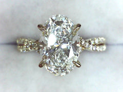 Lab Diamond Engagement Ring