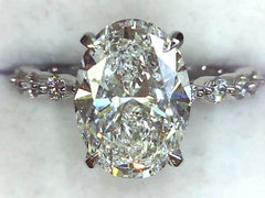 Lab Diamond Engagement Ring