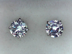 Diamond Stud Earring