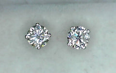 Diamond Stud Earring