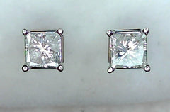 Diamond Stud Earring