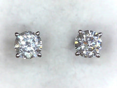 Diamond Stud Earring