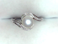 Pearl Ring