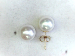 Pearl Earring
