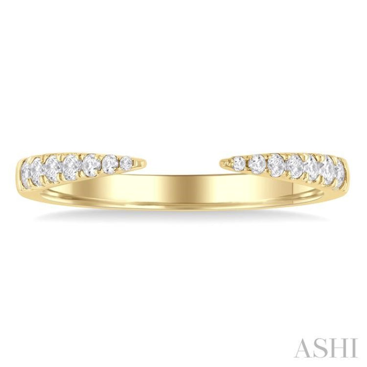 1/5 Ctw Graduated Round Cut Diamond Claw Open Fashion Ring in 14K Yellow Gold