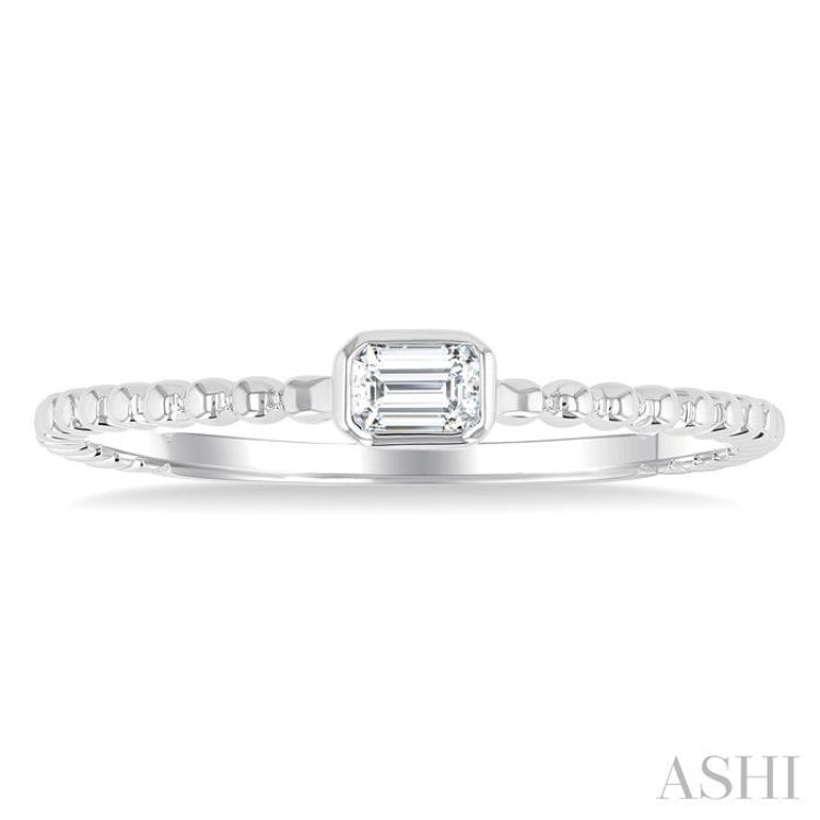 1/6 Ctw Ball Bead East-West Bezel Set Emerald Cut Diamond Stackable Petite Fashion Ring in 14K White Gold