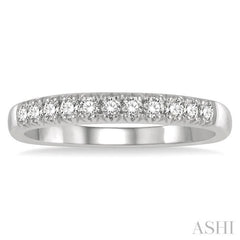 1/4 Ctw 11 Stone Round Cut Diamond Wedding Band in Platinum