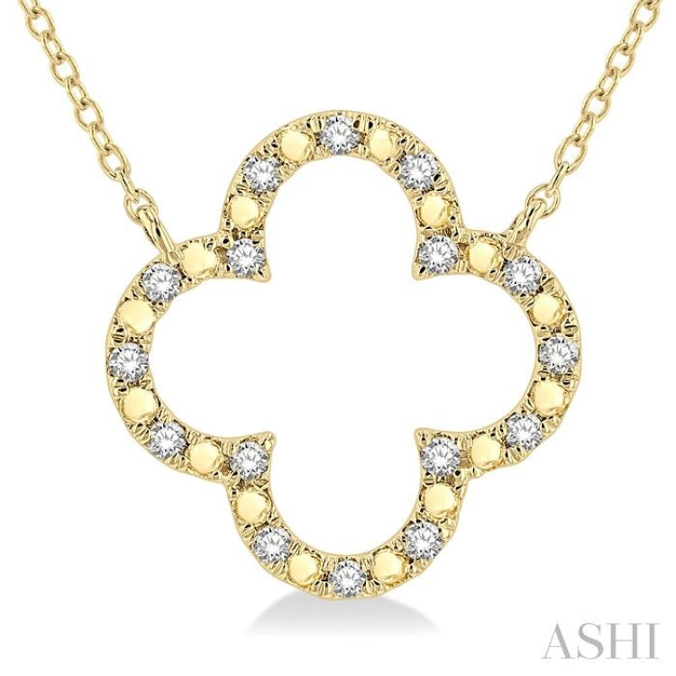 1/10 Ctw Clover Frame Bead & Round Cut Diamond Fashion Pendant With Chain in Yellow Gold Vermeil