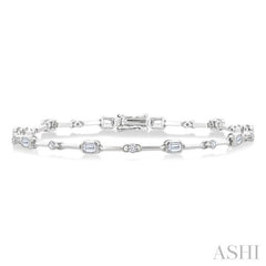 1 1/3 Ctw Bezel Set Emerald and Round Cut Diamond Bar Link Bracelet in 14K White Gold