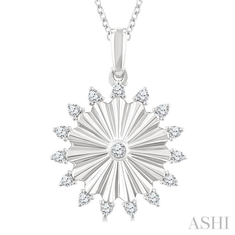 1/5 Ctw Round Cut Diamond Circle Fluted Fashion Pendant With Chain in 10K White Gold