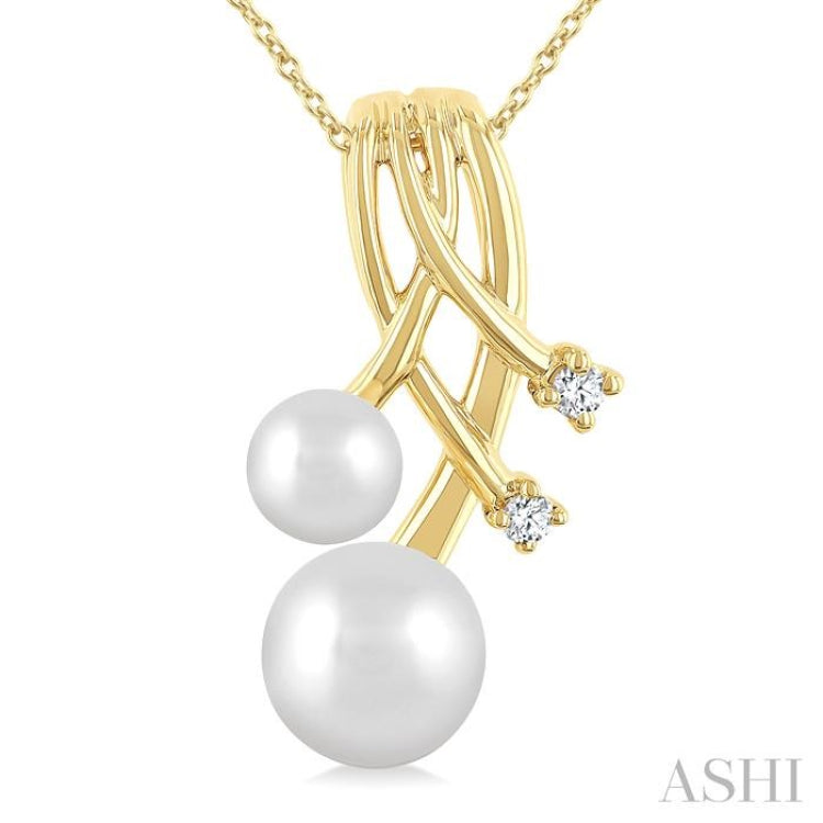 7-5 MM Cultured Pearl and 1/20 Ctw Round Cut Diamond Fashion Pendant With Chain in 10K Yellow Gold