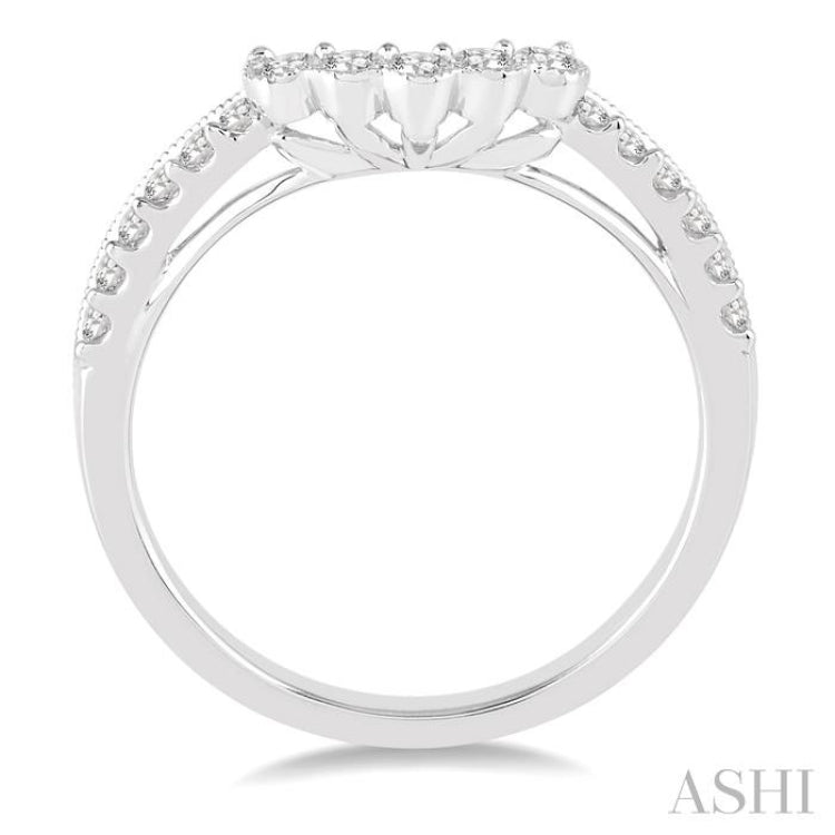 1/3 Ctw Round Cut Diamond Wedding Band in 14K White Gold