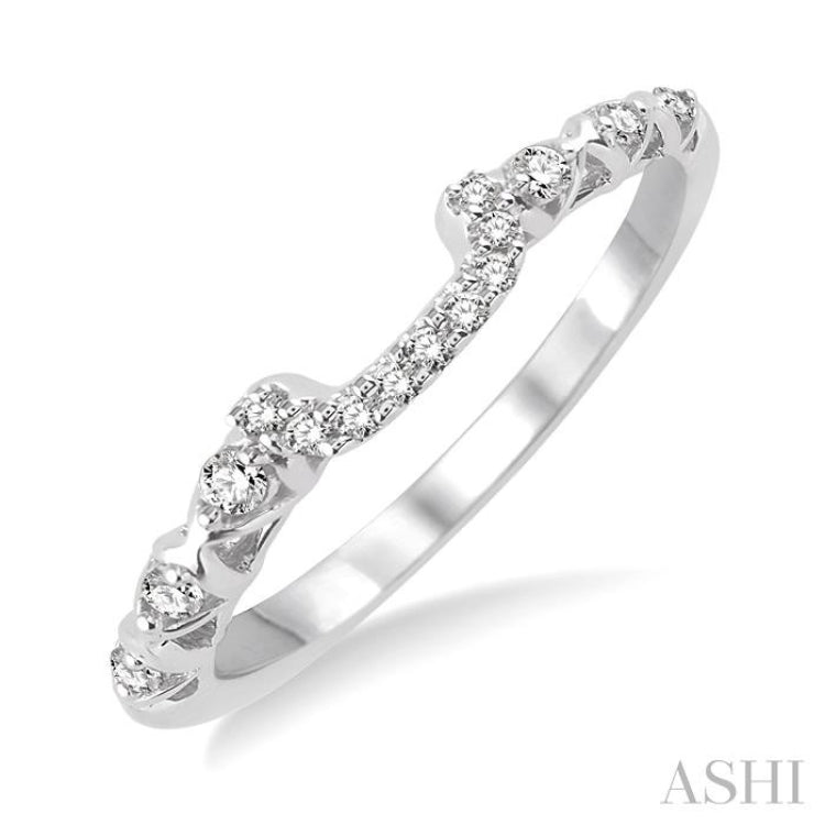 1/6 Ctw Round Cut Diamond Wedding Band in 14K White Gold