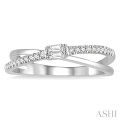 1/6 Ctw Criss-Cross Baguette and Round Cut Diamond Fashion Ring in 14K White Gold