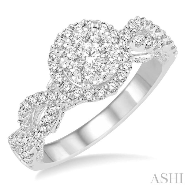 3/4 Ctw Round Cut Diamond Lovebright Ring in 14K White Gold