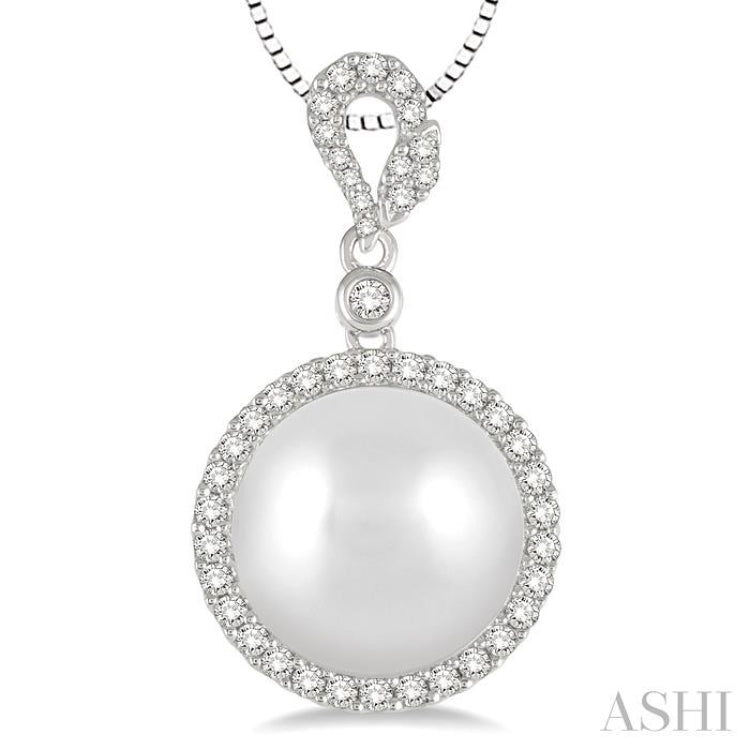 12 MM Cultured Pearl and 3/8 Ctw Round Cut Diamond Pendant in 14K White Gold with chain