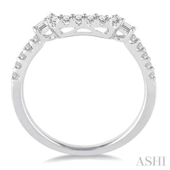 1/4 Ctw U-Shape Baguette Accent Round Cut Diamond Wedding Band in 14K White Gold