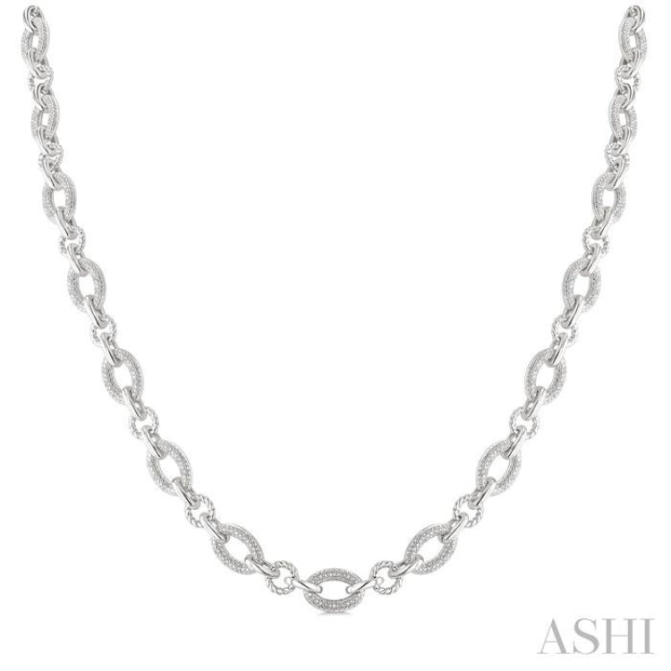 1/4 Ctw Single Cut Diamond Bold Oval Shape Rope Link Necklace in Sterling Silver