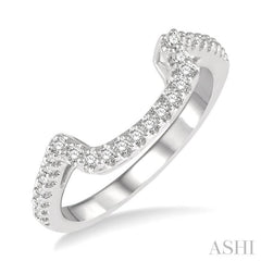 1/4 Ctw Round Cut Diamond Wedding Band in 14K White Gold