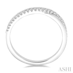 1/8 Ctw Criss-Cross Shank Round Cut Diamond Wedding Band in 14K White Gold