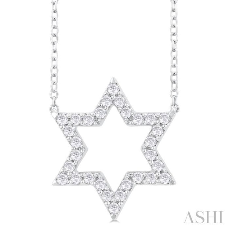 1/4 Ctw Star of David Round Cut Diamond Fashion Pendant With Chain in 14K White Gold