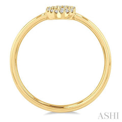 1/20 Ctw Initial 'G' Round Cut Diamond Fashion Ring in 10K Yellow Gold