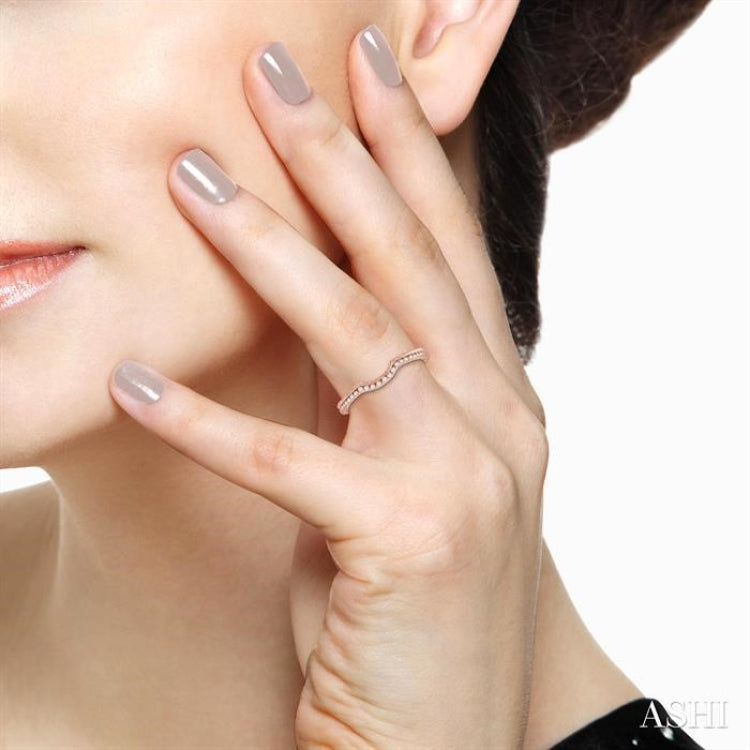 1/8 Ctw Round Cut Diamond Wedding Band in 14K Rose Gold