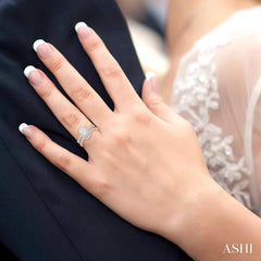 3/4 Ctw Oval Shape Diamond Lovebright Wedding Set with 1/2 Ctw Engagement Ring and 1/5 Ctw Wedding Band in 14K White Gold