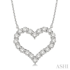 3/4 Ctw Round Cut Diamond Heart Pendant With Chain in 14K white Gold