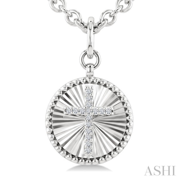 1/10 Ctw Latin Cross Round Cut Diamond Round Fluted Medallion Fashion Pendant With Chain in Sterling Silver