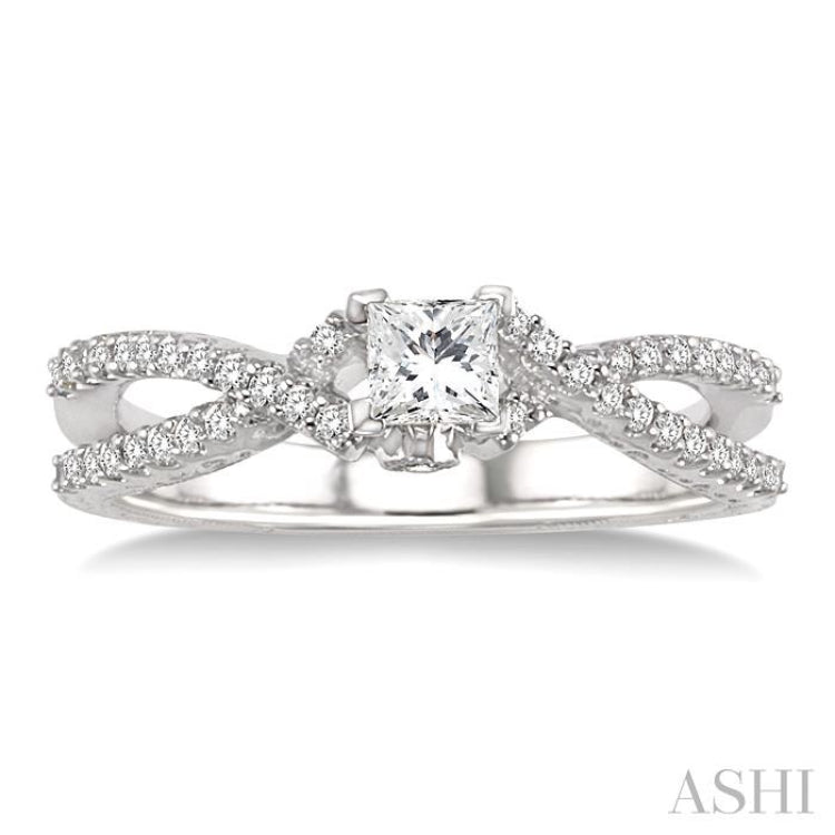 1/4 Ctw Round Cut Diamond Semi-Mount Engagement Ring in 14K White Gold