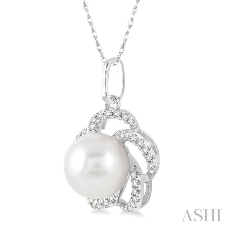 7 MM Cultured Pearl and 1/8 Ctw Round Cut Diamond Pendant in 14K White Gold with Chain