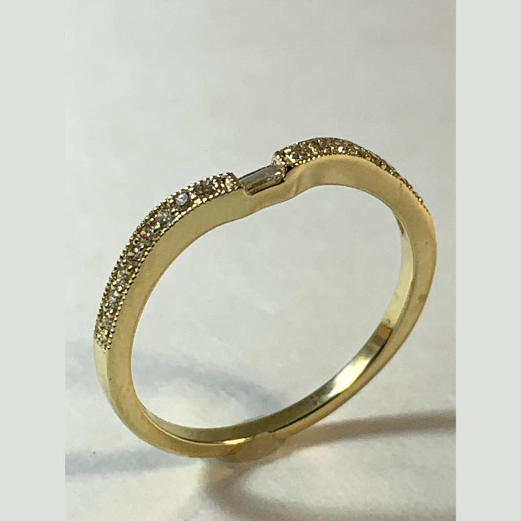 Lady's Yellow 14 Karat Gold  Various Antique Style Diamond Band Ring With 17=0.13Tw Various Shapes Diamonds