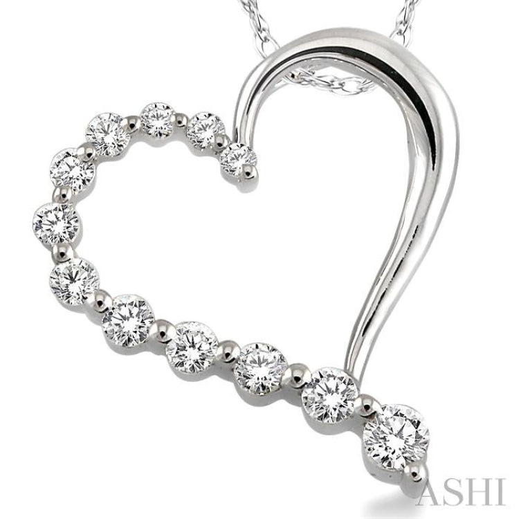 Heart Shape Half Journey Diamond Fashion Pendant