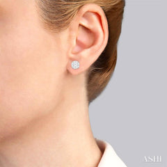 Round Shape Lovebright Essential Diamond Stud Earrings