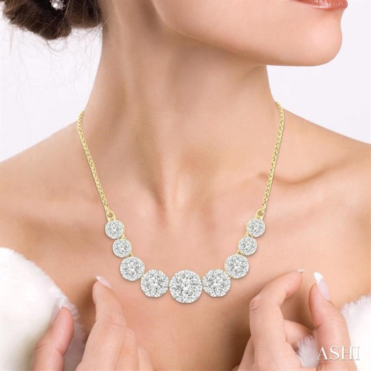 Lovebright Essential Diamond Smile Necklace