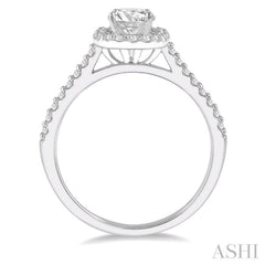 Round Shape Halo Diamond Engagement Ring