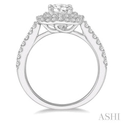 Round Shape Halo Diamond Engagement Ring