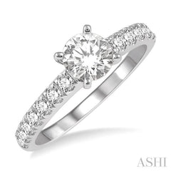 Round Shape Diamond Engagement Ring