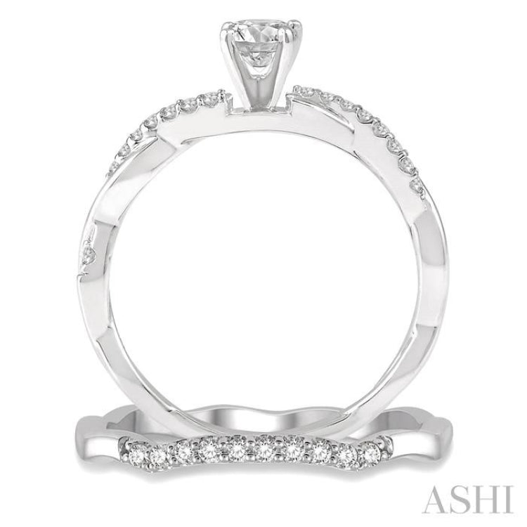 Round Shape Diamond Wedding Set