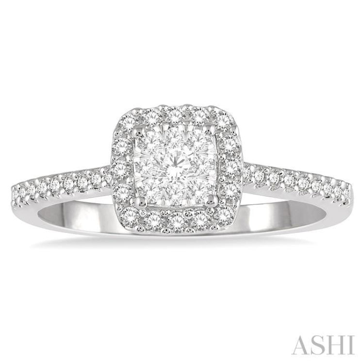 Halo Lovebright Essential Diamond Engagement Ring