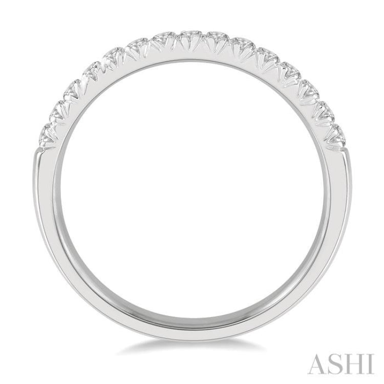 1/4 Ctw 15Stones Round Cut Diamond Wedding Band in 14K White Gold