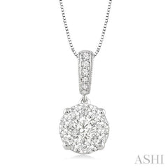 Round Shape Lovebright Essential Diamond Pendant