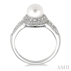 Silver Pearl & Diamond Ring