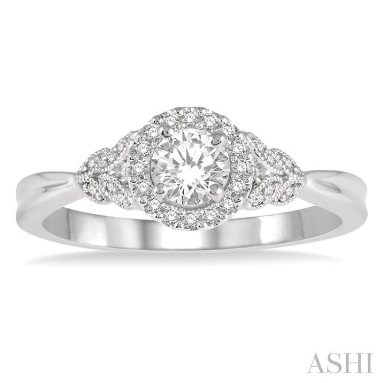 Round Shape Halo Diamond Engagement Ring