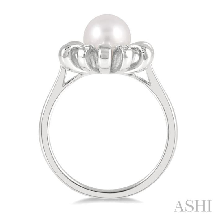 Floral Pearl & Diamond Fashion Ring