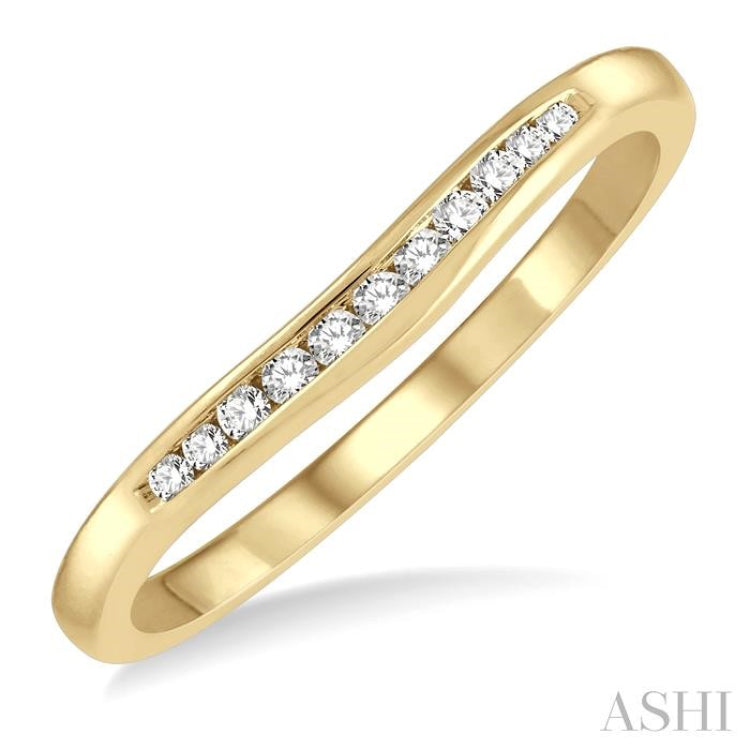 Curved Diamond Wedding Band